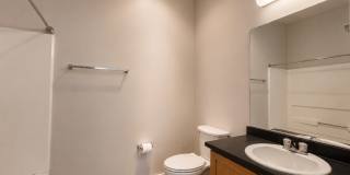 Updated Beautiful 2 Bedroom Condo Overlooking Esther Short Park - 701 Columbia St #107 Gallery 12