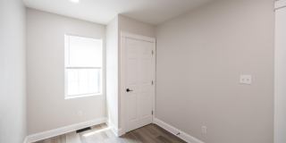 521 N DOUGLAS Street Gallery 15
