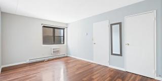 300 Lookout Avenue Gallery 10