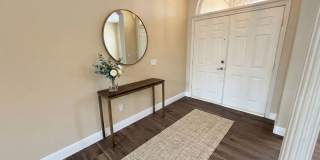 3BR Waterfront Home. Private Dock, Spacious Patio & Double Garage. Gallery 5