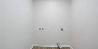 3809 Common Street Gallery 16