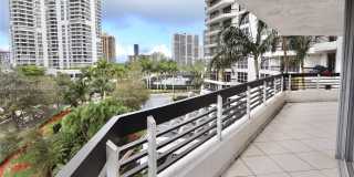 3530 Mystic Pointe Dr Gallery 1