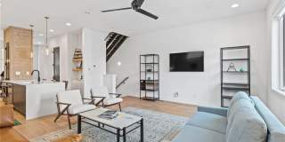 2424 Memorial Drive SE Gallery 5