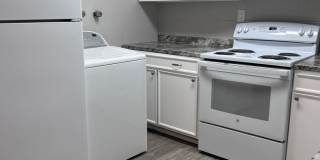 2 bed/1.5 bath town home with covered parking Gallery 7