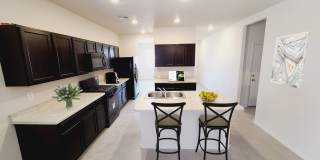 3 bed 2 bath home in Huning Ranch! Gallery 6