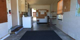 2/1 House with bonus space Gallery 15