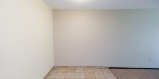 Chateau Montreal Gallery 37