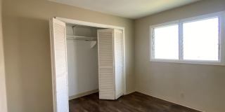 Single Family 3 Bedroom/1 Bath Gallery 10