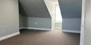 1079 W Berwick Street Gallery 15