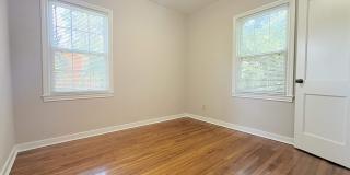 606 Collins Drive Gallery 12