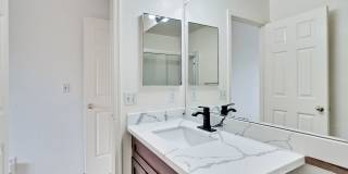 Hidden Silicon Valley Oasis! 2BR/2.5BA Townhome with TWO Private Patios, 2 Dedicated Parking Spaces, Pool, Tennis Courts & Utilities Included! Gallery 5
