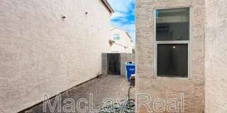 5216 W Albeniz Pl Gallery 24