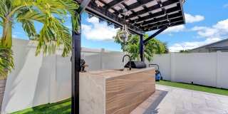 413 SW 15th Avenue Gallery 33