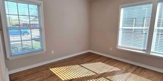 Charming remodeled 3-bedroom home for lease! Gallery 22