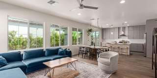 3746 E EARLL Drive Gallery 6