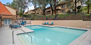 St. Charles Oaks Apartments Gallery 3