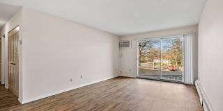 Cedarwood West Apartments Gallery 8