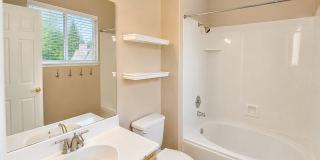 Charming 5-Bedroom Cul-de-Sac Home in Sandy with Garden Beds and Outdoor Space Charming 5-Bedroom Cul-de-Sac Home in Sandy with Garden Beds and Outdoor Space Gallery 13