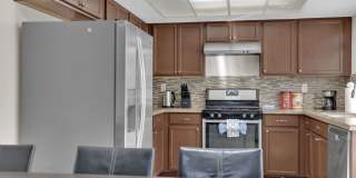 Family-Friendly House with Pool and Spacious room Gallery 36