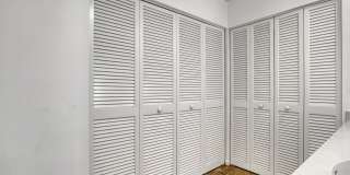 241 NW 15th Street Gallery 26