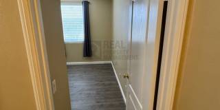 Ideal Layout! 4 Bedroom Home with Main Floor Bed/Bath & Open Loft Gallery 23