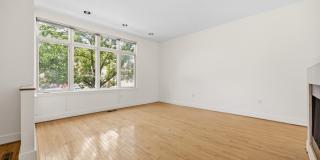 251 Carron St Gallery 4
