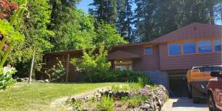 Large Tucked Away South Hill Home! Gallery 1