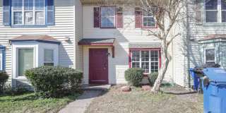 Space to Settle In, Convenience to Keep You Connected — 3 Bedrooms, 1.5 Baths in Virginia Beach’s Northridge Community! Gallery 1
