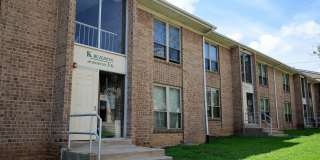 Woodmere Gallery 32