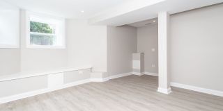 1840 N Saint Louis Avenue Gallery 18
