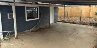 105 1/2 E Bond St Gallery 1