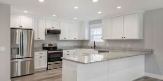 1120 N Clay Ave Gallery 6