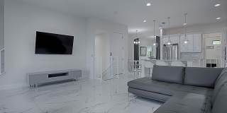 7661 TOSCANA BOULEVARD Gallery 12