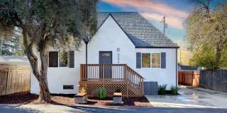 4204 51st Street - A Gallery 22