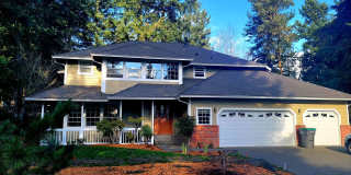 Stunning 4bd centrally located in desirable Ridgetop area Gallery 1