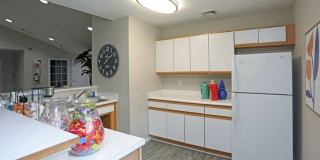 733 West Gallery 10