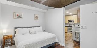 923 Peachtree Street NE Gallery 11