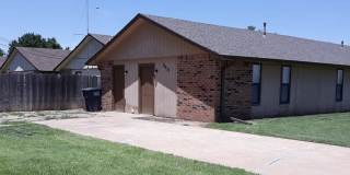 2531 E Cedar Ave Gallery 1