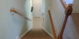 Lovely Townhome in Southeast Columbia Gallery 11