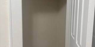 28 W Neck Road Gallery 10