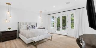 304 N Royal Ascot Drive Gallery 36