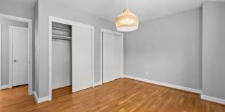 Modern Comfort & Prime Location in Alexandria! Gallery 15