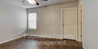4313 Edinburg Way Gallery 24