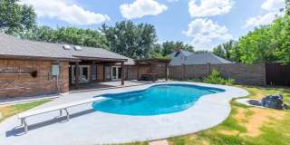 3/2.5/2 with a POOL!  FAIRWAY OAKS! Gallery 52