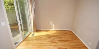 4 BEDROOM REDMOND HOME FOR RENT WITH 2 CAR GARAGE! 4 BEDROOM REDMOND HOME FOR RENT WITH 2 CAR GARAGE! Gallery 11