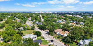 Available Now! Charming 2 Bed / 2 Bath Craftsman Home Near Downtown Waco Available Now! Charming 2 Bed / 2 Bath Craftsman Home Near Downtown Waco Gallery 22