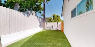 Beautiful Home with Pool! Gallery 13