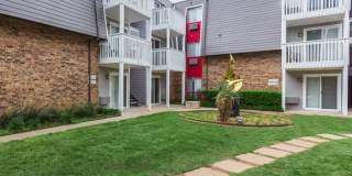 River Bend Apartments Gallery 4