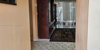 5121 W Oakland Park Blvd Gallery 7