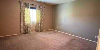 Spacious 4BD/2BA in Verrado Gallery 11